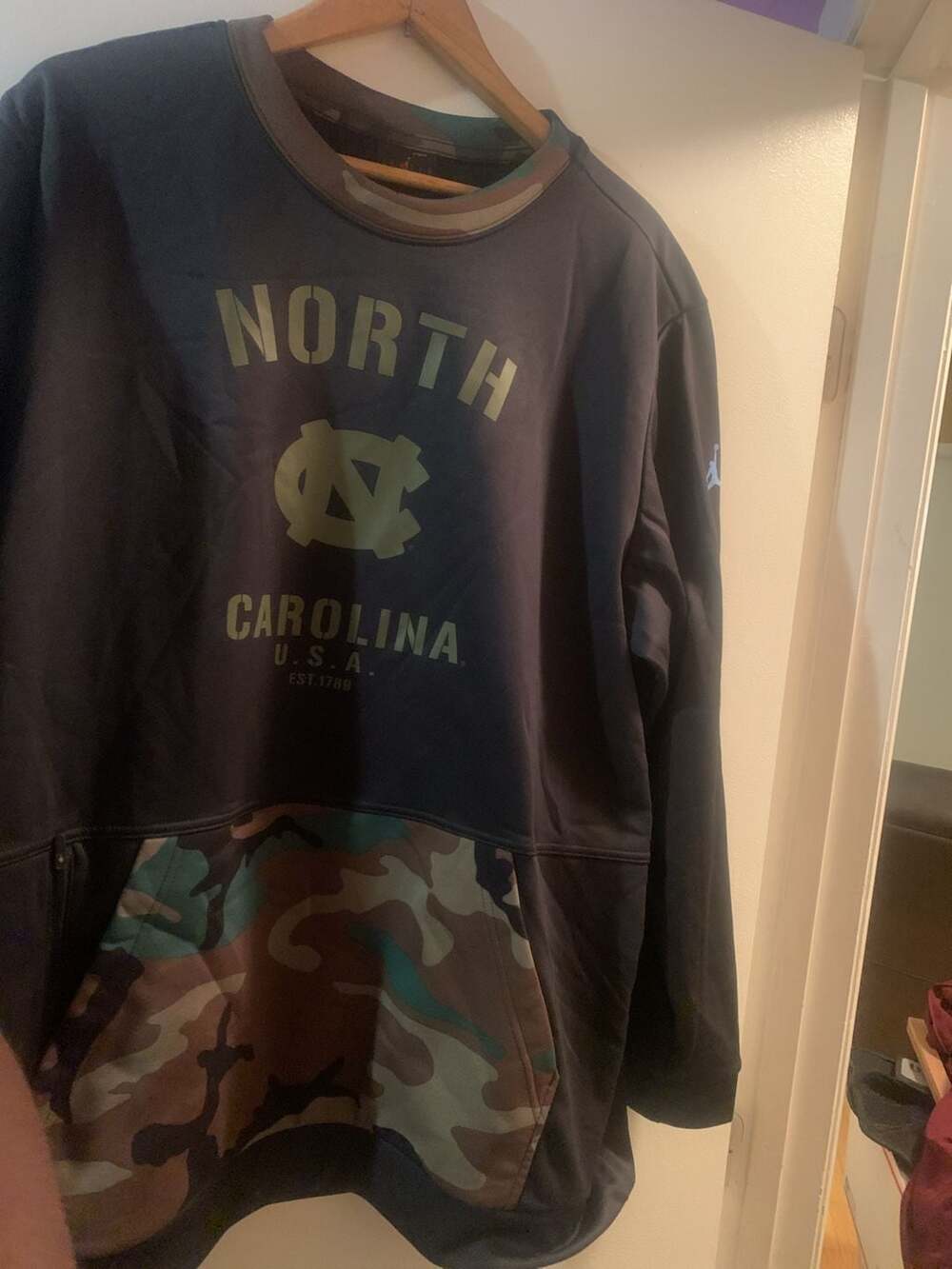 Jordan UNC Tar Heels Sweatshirt Black Camo Military Appreciation